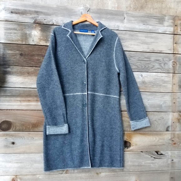 Karen Scott Sweaters - 100% WOOL Sweater, Karen Scott. Grey, Med., Thigh Length. Perfect Condition